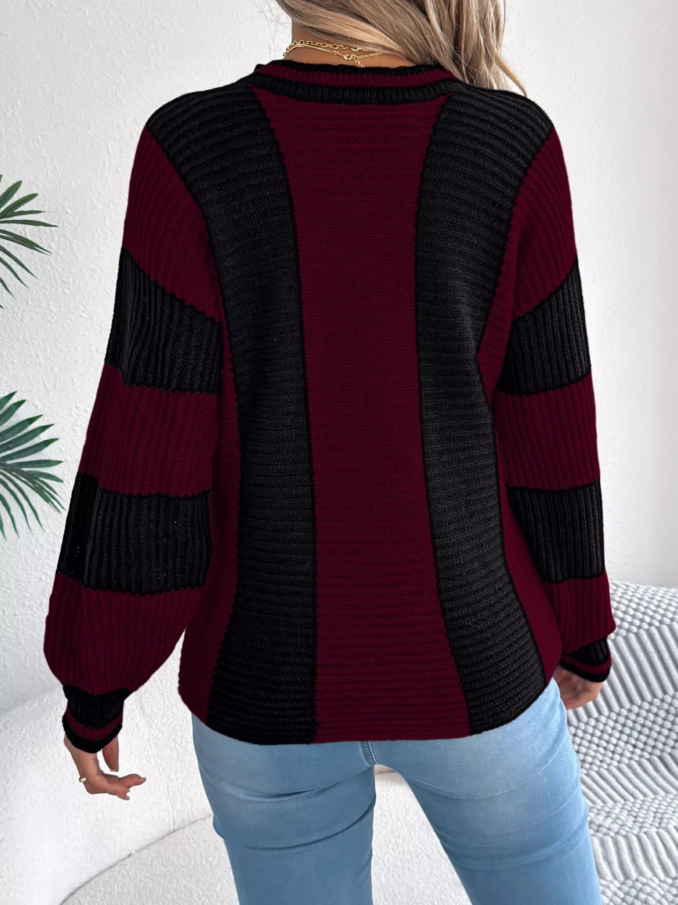 Color Block Round Neck Sweater