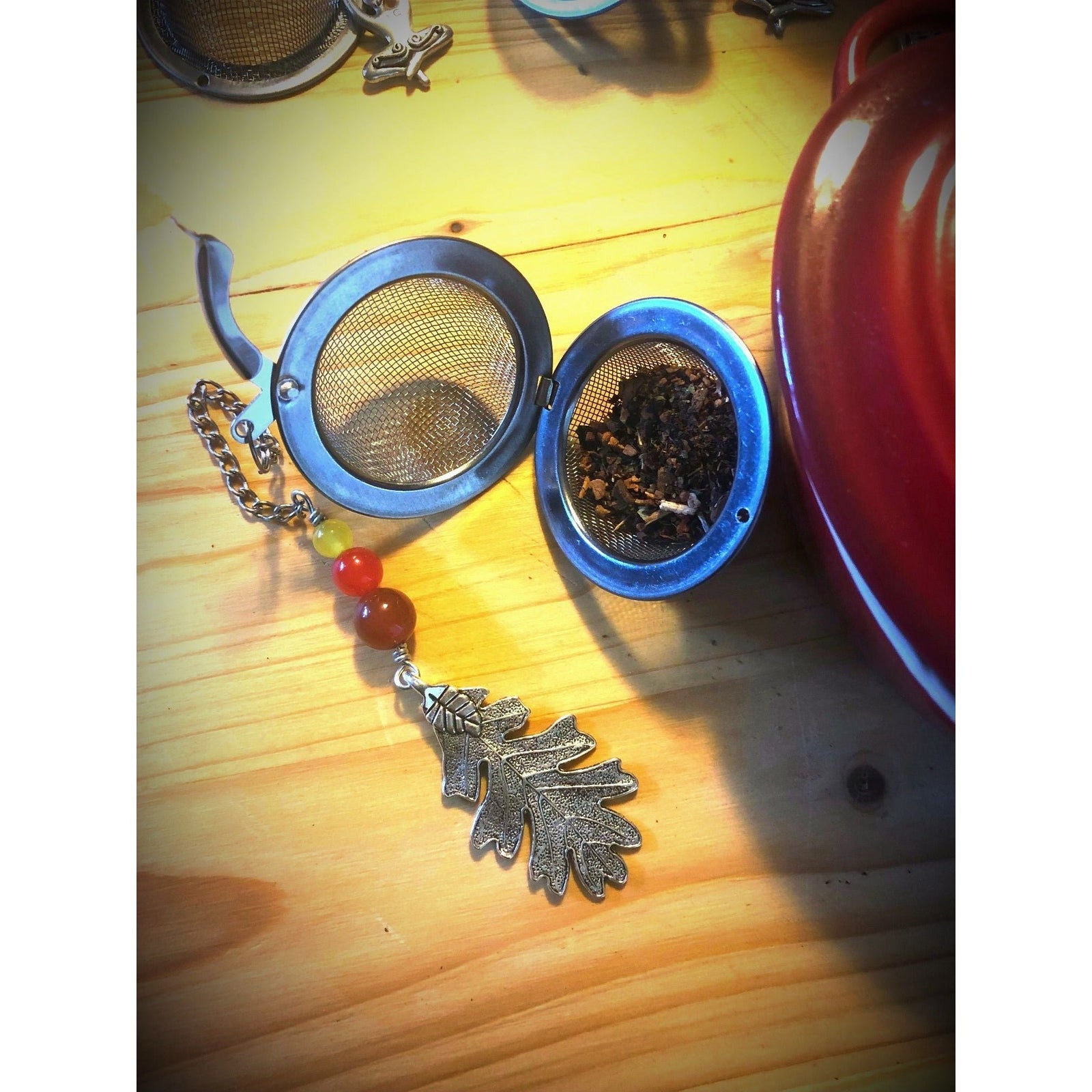 Autumn Oak Leaf Tea Infuser – Bronze Oak Leaf Charm with Acorn Bead Accent by Kinley Jewelry