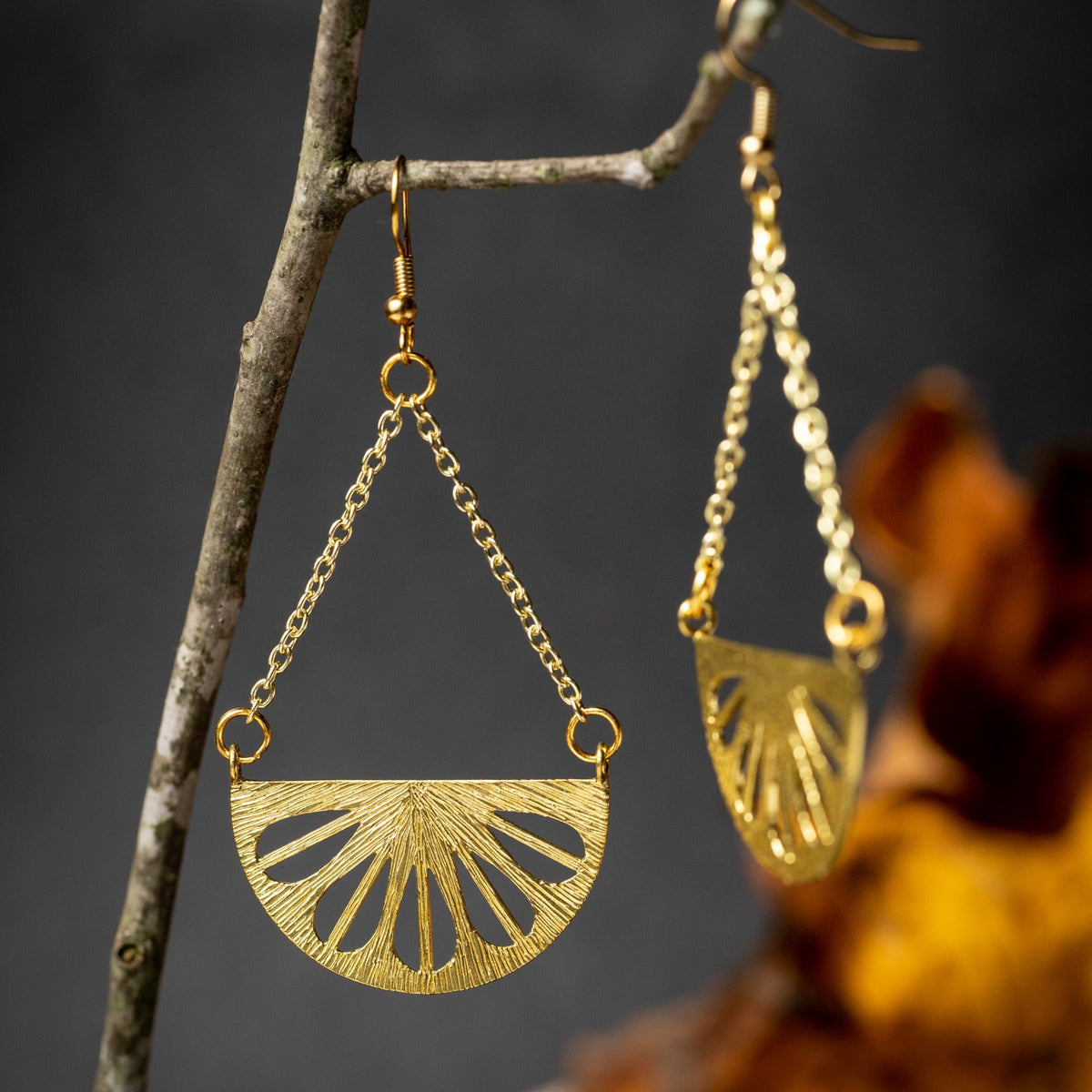 Leaf Stencil Half Rounds