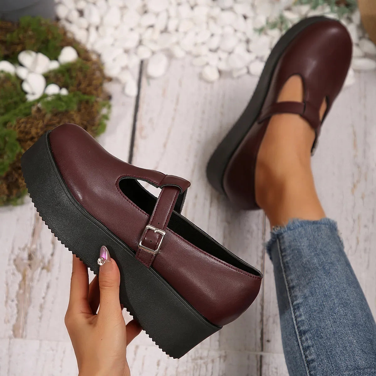 Round Toe Platform Loafers