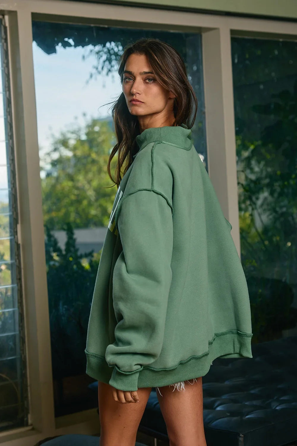 'DILLY DALLY' Sweatshirt
