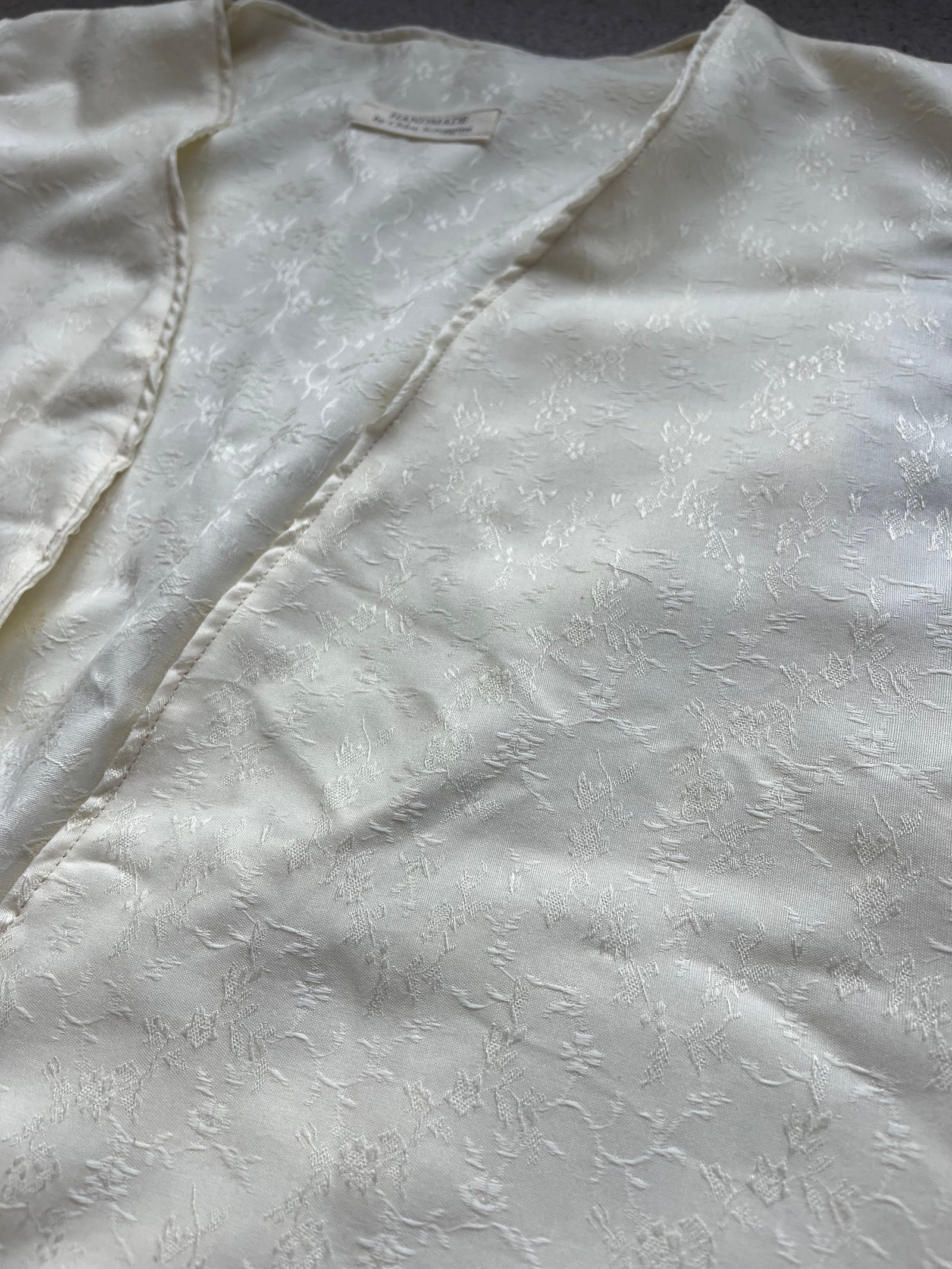 Linen Subtle Embroidered Floral Vest