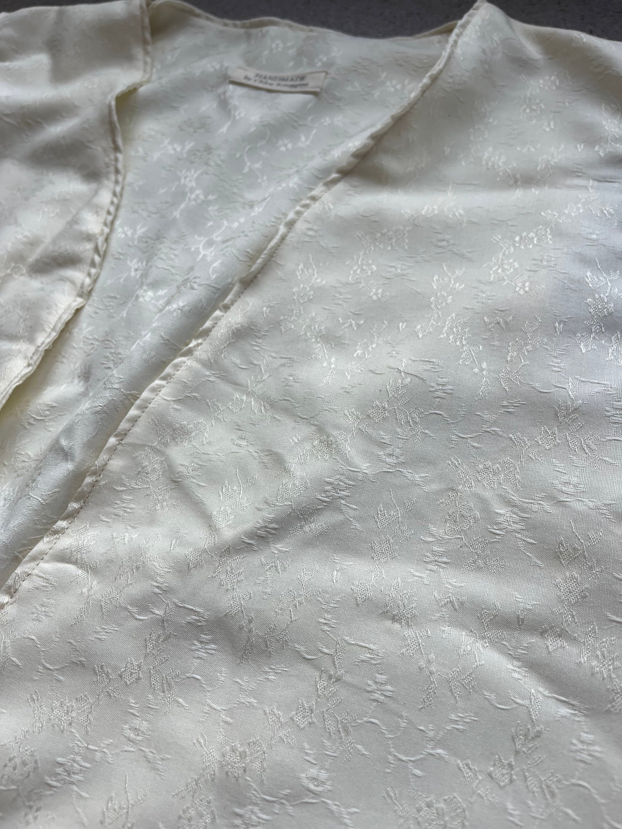 Linen Subtle Embroidered Floral Vest