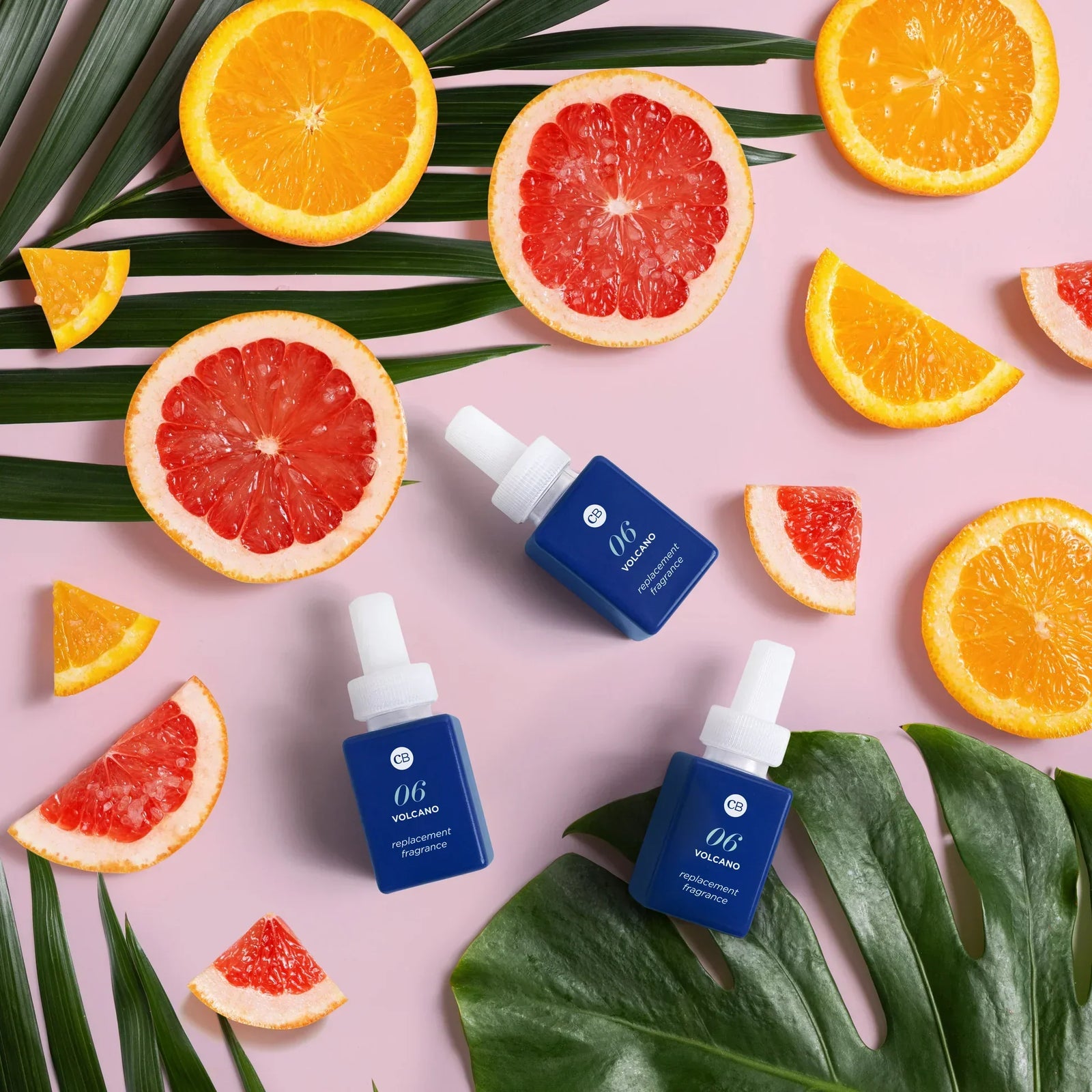 Capri Blue Gift Capri Blue + PURA Diffuser Refill --Volcano Blue